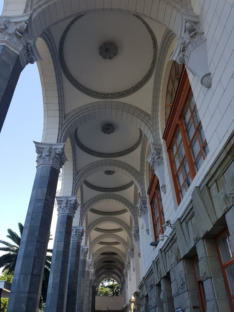 вокзал сочи.jpg вокзал сочи.jpg